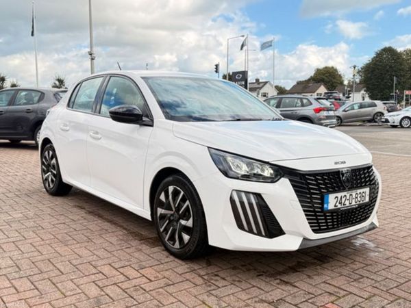 Peugeot 208 Hatchback, Petrol, 2024, White