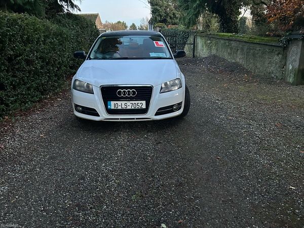 Audi A3 Hatchback, Diesel, 2010, White