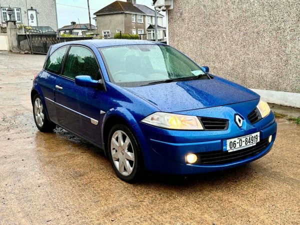 Renault Megane Hatchback, Petrol, 2006, Blue