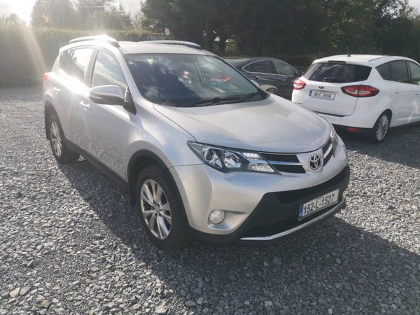 Toyota Yaris Hatchback, Petrol, 2013, Red