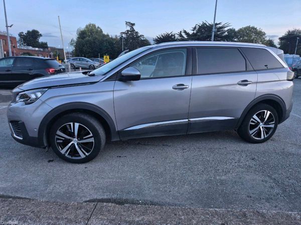 Peugeot 5008 MPV, Petrol, 2018, Grey
