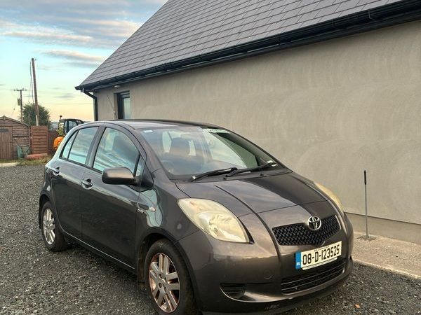 Toyota Yaris Hatchback, Diesel, 2008, Grey