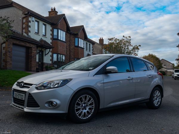 Ford Focus Hatchback, Diesel, 2012, Silver