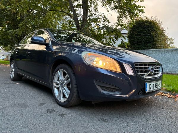 Volvo S60 Saloon, Diesel, 2012, Blue