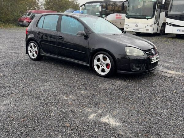 Volkswagen Golf Hatchback, Petrol, 2005, Black