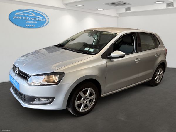 Volkswagen Polo Hatchback, Petrol, 2011, Silver