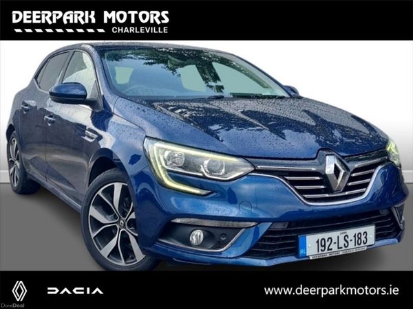 Renault Megane Hatchback, Petrol, 2019, Blue