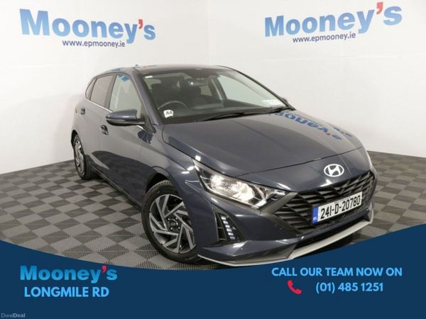 Hyundai i20 Hatchback, Petrol, 2024, Grey