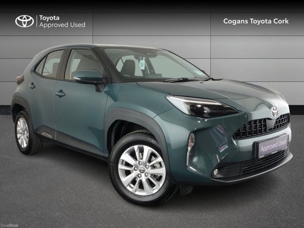 Toyota Yaris Cross Hatchback, Petrol Hybrid, 2026, Green