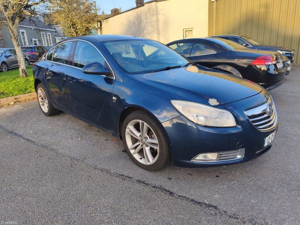 Vauxhall Insignia Hatchback, Diesel, 2012, Blue