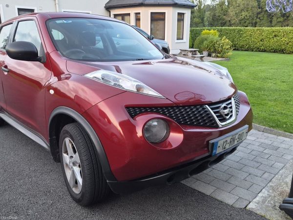 Nissan Juke SUV, Petrol, 2012, Red