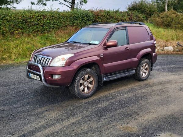 Toyota Land Cruiser SUV, Diesel, 2007, Red