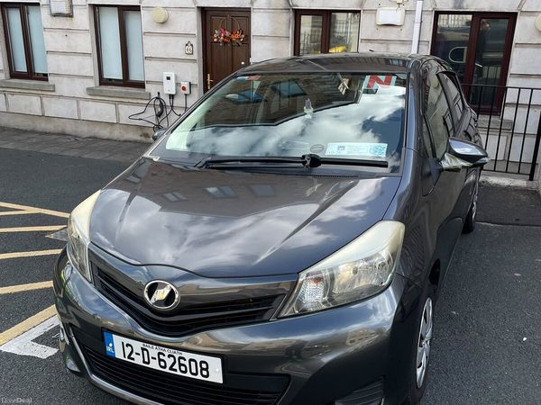 Toyota Vitz Hatchback, Petrol, 2012, Grey