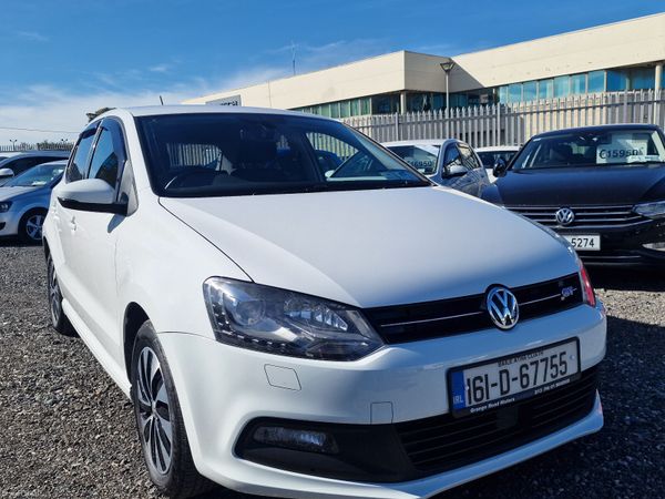 Volkswagen Polo Hatchback, Petrol, 2016, White