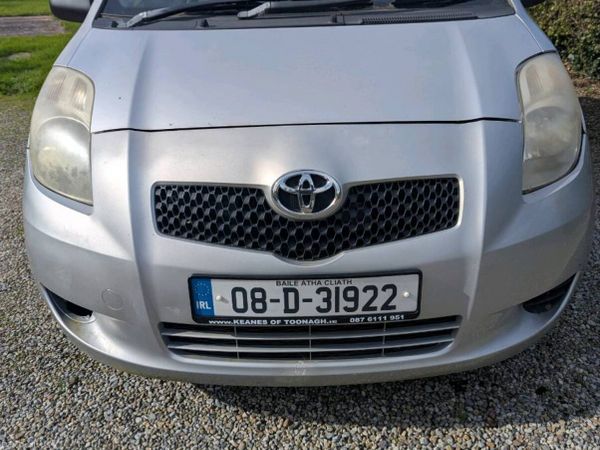Toyota Yaris Hatchback, Petrol, 2008, Silver