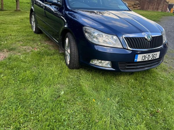 Skoda Octavia Saloon, Diesel, 2013, Blue