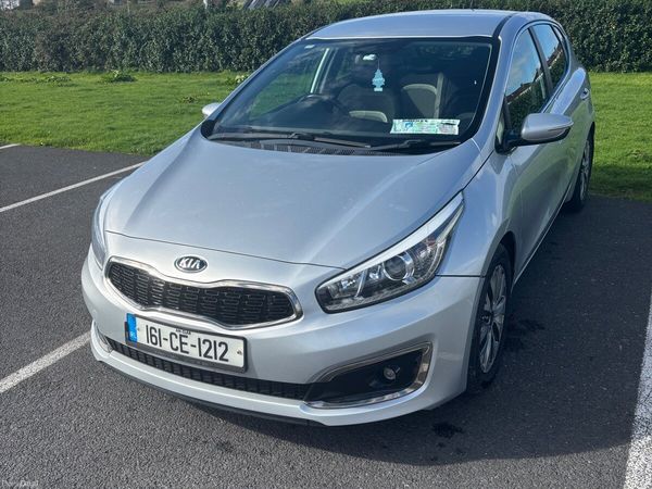 Kia Ceed Hatchback, Diesel, 2016, Silver