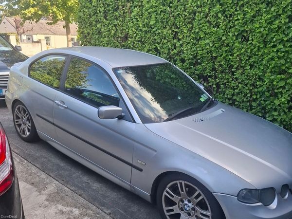 BMW 3-Series Hatchback, Petrol, 2003, Silver