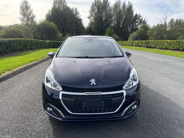 Peugeot 208 Hatchback, Petrol, 2020, Blue