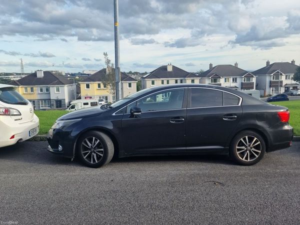 Toyota Avensis Saloon, Diesel, 2014, Black