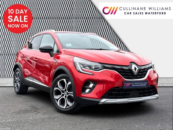 Renault Captur Hatchback, Petrol, 2024, Red