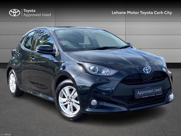 Toyota Yaris Hatchback, Petrol Hybrid, 2026, Black
