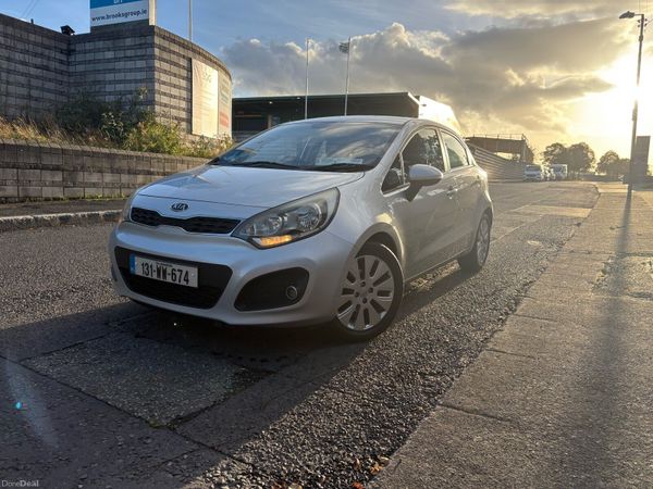 Kia Rio Hatchback, Petrol, 2013, Silver