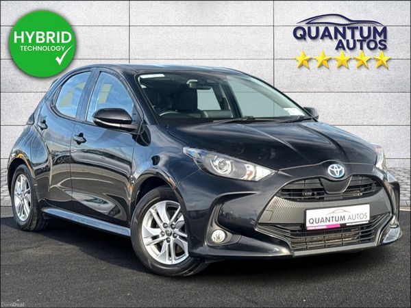 Toyota Yaris Hatchback, Petrol Hybrid, 2023, Black
