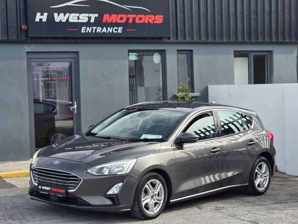 Ford Focus Hatchback, Diesel, 2019, Grey