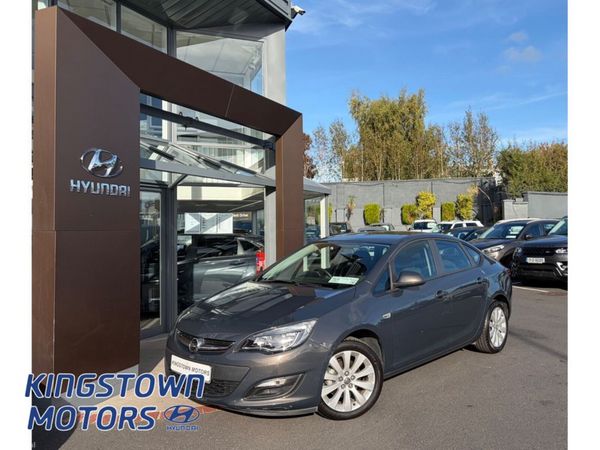 Opel Astra Saloon, Petrol, 2013, Grey