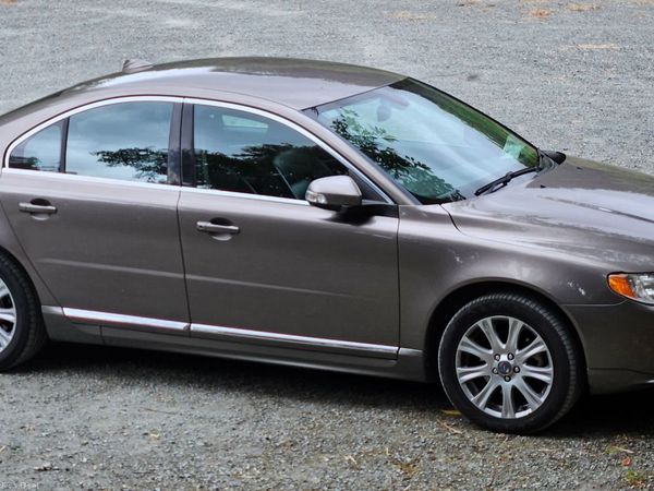 Volvo S80 Saloon, Diesel, 2010, Grey