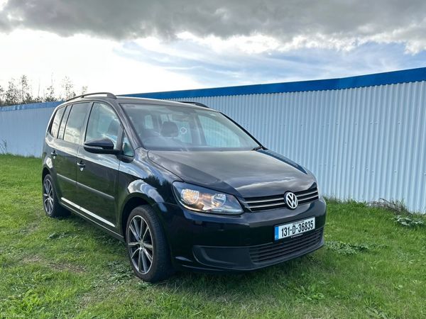 Volkswagen Touran MPV, Petrol, 2013, Black