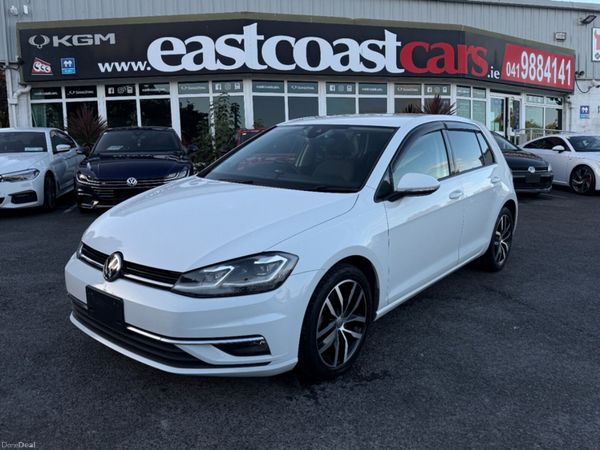 Volkswagen Golf Hatchback, Petrol, 2019, White