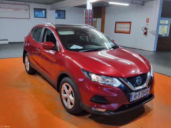 Nissan Qashqai MPV, Petrol, 2018, Red
