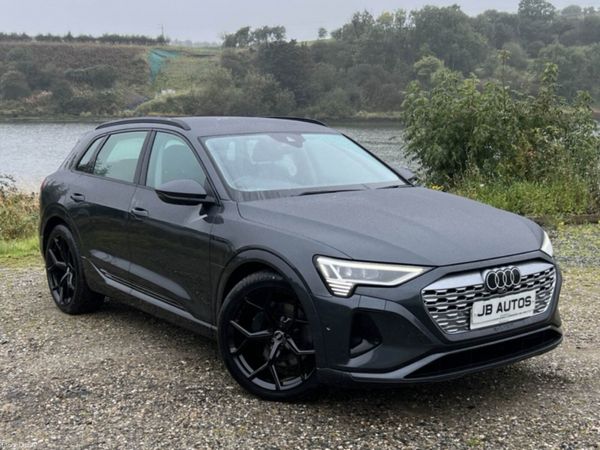 Audi Q8 e-tron SUV, Electric, 2023, Grey