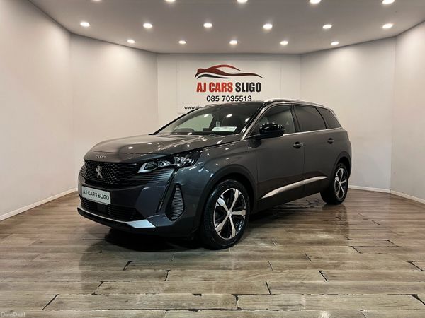 Peugeot 5008 MPV, Diesel, 2021, Grey