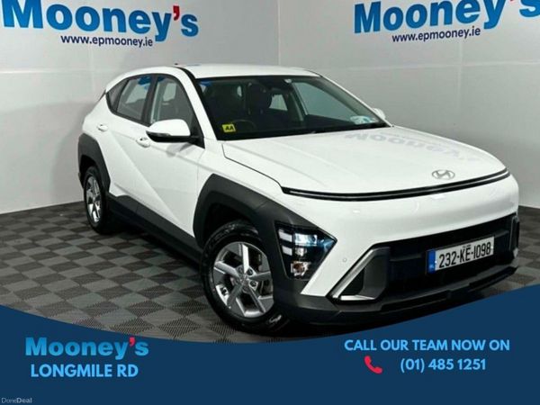 Hyundai KONA MPV, Petrol Hybrid, 2023, White