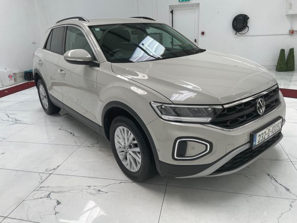 Volkswagen T-Roc SUV, Petrol, 2023, Grey