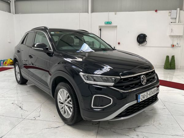 Volkswagen T-Roc SUV, Petrol, 2024, Black
