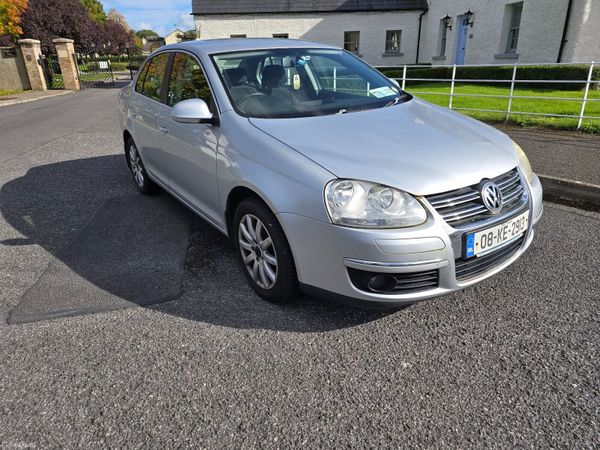 Volkswagen Jetta Saloon, Petrol, 2008, Silver