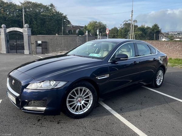 Jaguar XF Saloon, Diesel, 2016, Blue
