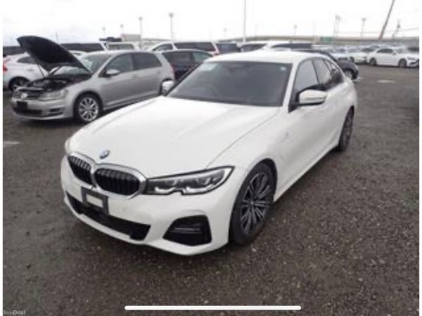 BMW 3-Series Saloon, Petrol Plug-in Hybrid, 2021, White