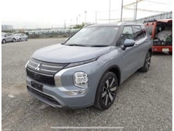 Mitsubishi Outlander SUV, Petrol Plug-in Hybrid, 2025, Grey