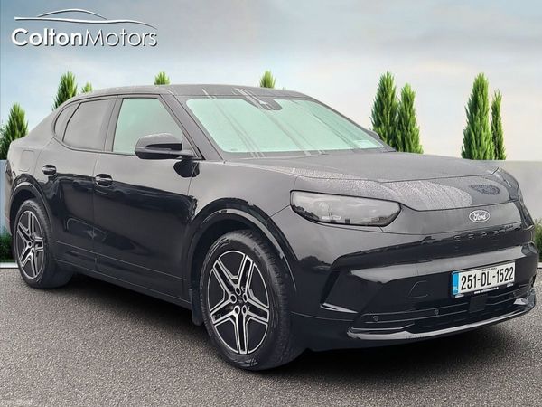 Ford Capri MPV, Electric, 2025, Black