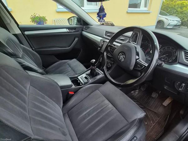 Skoda Superb Estate, Diesel, 2017, Black