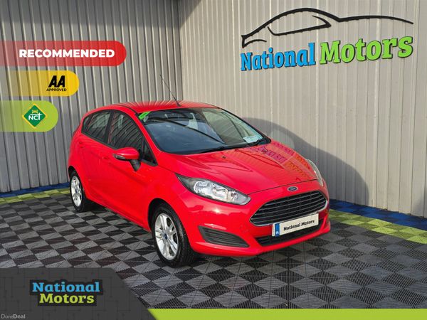 Ford Fiesta Hatchback, Petrol, 2014, Red