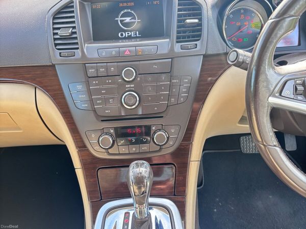 Opel Insignia Hatchback, Diesel, 2013, Blue