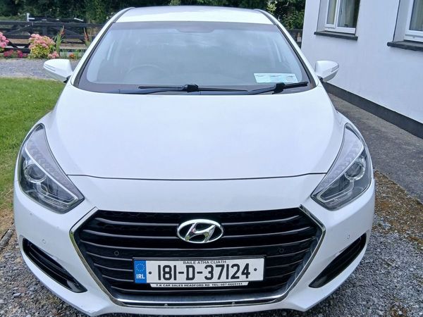 Hyundai i40 Saloon, Diesel, 2018, White