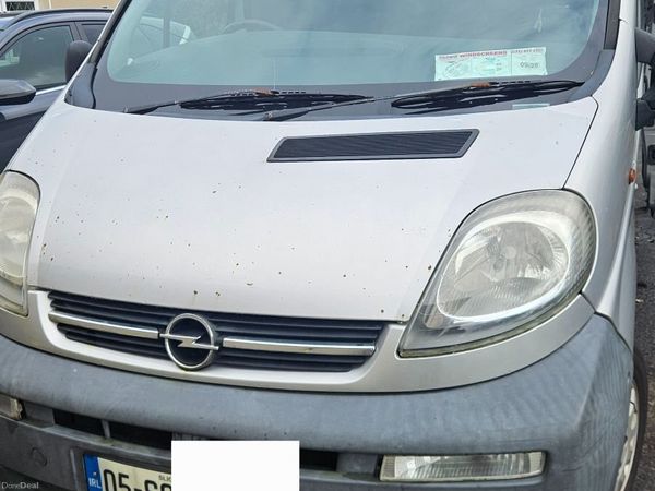 Opel Vivaro Van, Diesel, 2005, Silver