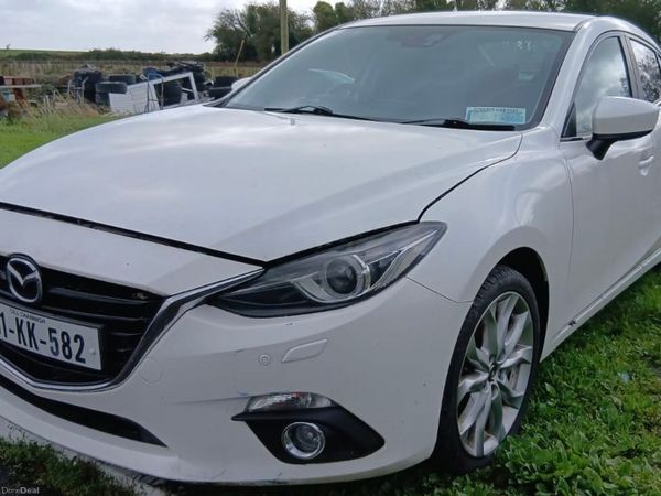 Mazda Mazda3 Saloon, Diesel, 2015, White